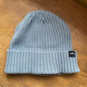 blue ribbed cuffed beanie